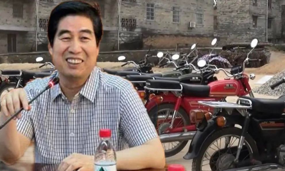 Người đàn ông vượt 1.800 km mua xe máy về quê bán lại, kiếm lời 3 triệu đồng/chiếc, sau 30 năm trở thành ông chủ đế chế vận tải hơn 66.000 tỷ 