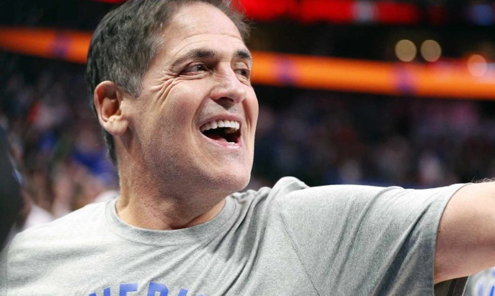 Tỷ phú 66 tuổi nhưng trẻ như đàn ông ngoài 40 nhờ 3 thói quen rẻ tiền: Ai cũng có thể áp dụng được để tốt cả thể chất lẫn tinh thần 