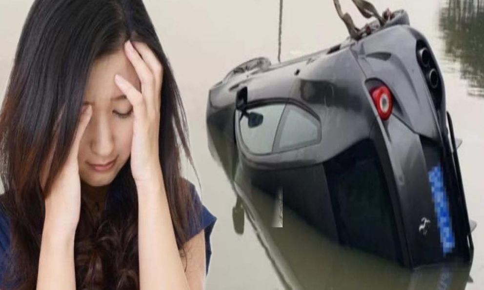 Siêu xe Ferrari rơi xuống ao, chủ xe lập tức yêu cầu bồi thường hơn 17,2 tỷ đồng nhưng bị công ty bảo hiểm từ chối: 