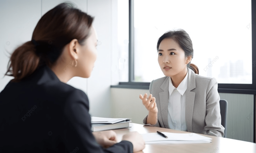 Gần Tết, sếp hỏi “Tình hình công việc thế nào?”, người thường nói vẫn ổn, người EQ cao đáp khéo tạo cơ hội thăng tiến năm mới