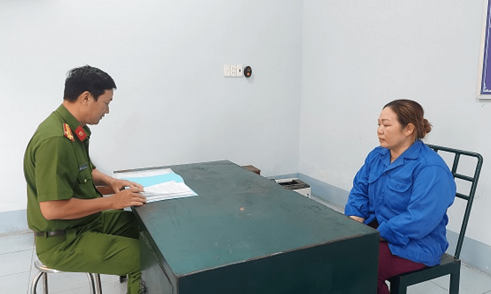 Nói dối cần tiền để 