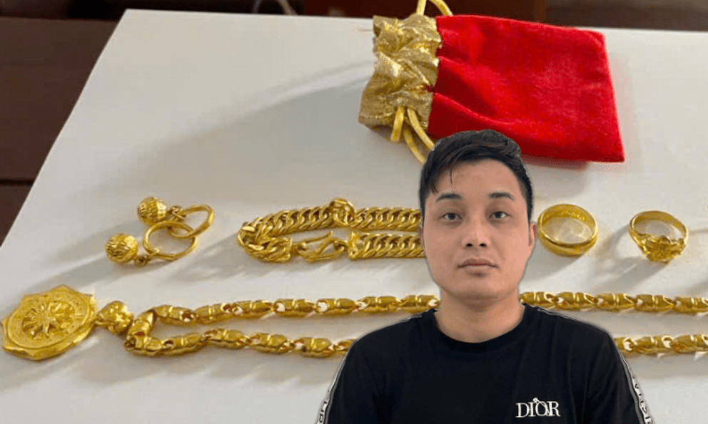 Công an tịch thu 21 chỉ vàng trên người thanh niên sinh năm 1997 đang đi xe khách