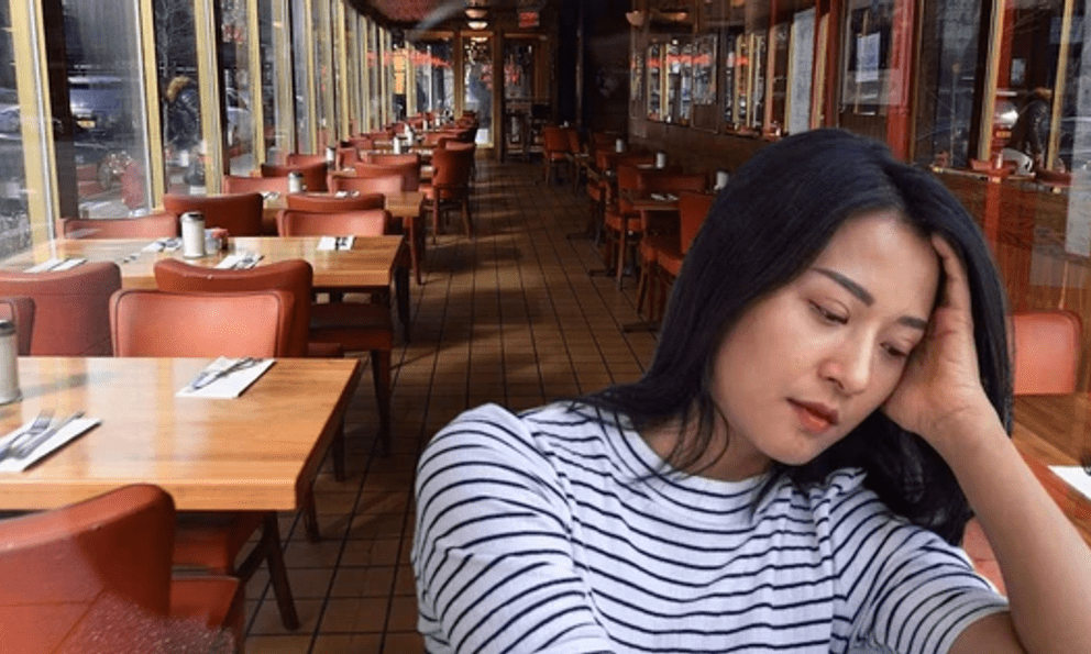 Thuê mặt bằng 400m2 mở nhà hàng, được 3 tháng thì bị mất điện liên tục, chủ nhà hàng kiện người cho thuê nhà vì làm khó: Tòa án phán quyết bất ngờ