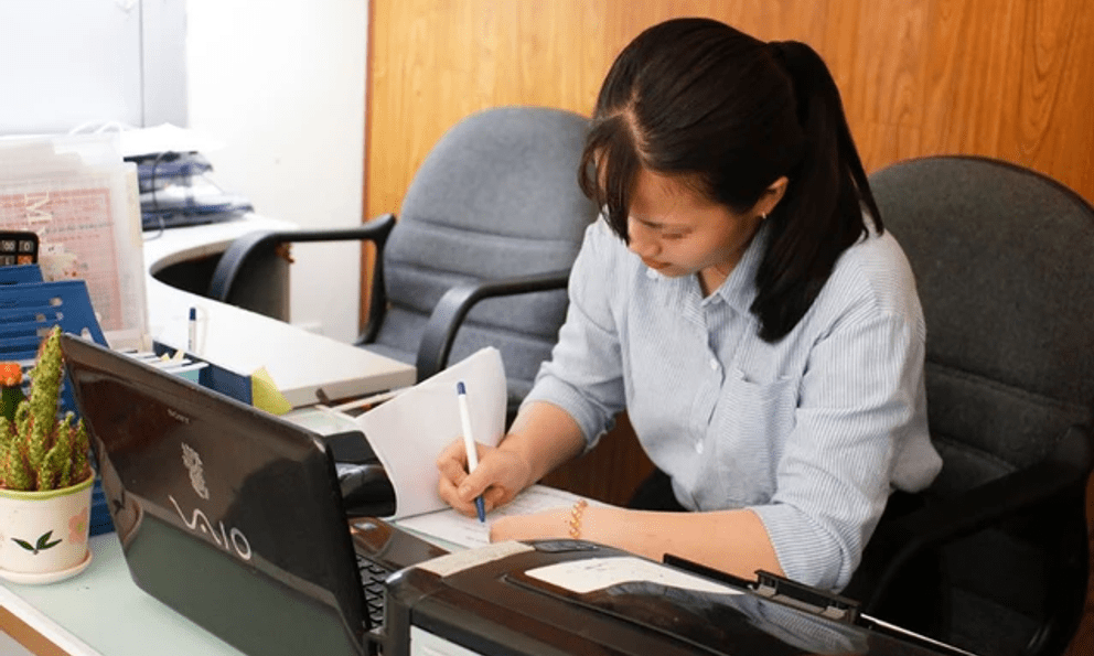 Kế toán chuyển khoản 3,8 tỷ đồng, công ty đối tác khẳng định chưa nhận được tiền, tòa phán quyết: 1 bên phải đền bù và trả lãi 6%/năm