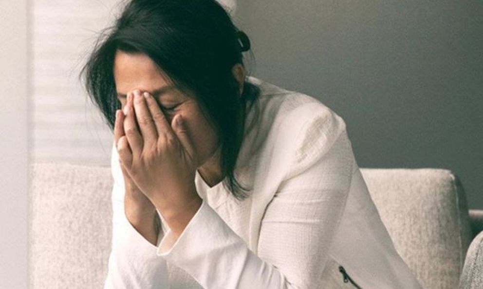 Mẹ chi 48 triệu đồng mua bảo hiểm cho con, lúc đứa trẻ mắc bệnh hiểm nghèo thì bị từ chối bồi thường, công ty BH thông báo: Bệnh chưa kéo dài đủ 180 ngày