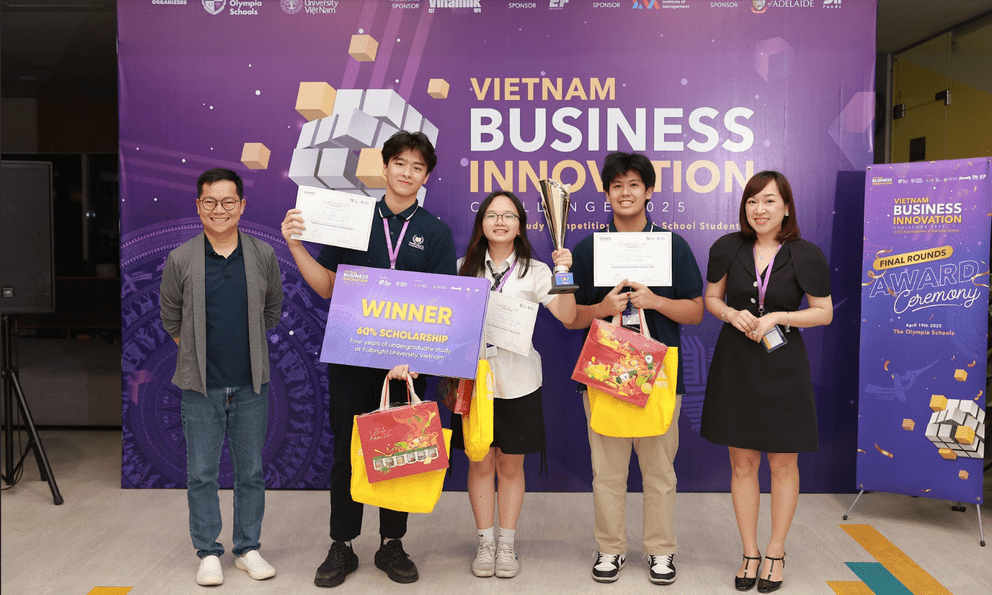 Giải bài toán “Tôi không có nhiều tiền, nhưng tôi vẫn muốn mua sản phẩm” cho thương hiệu sữa lớn, 3 học sinh giành học bổng tiền tỷ