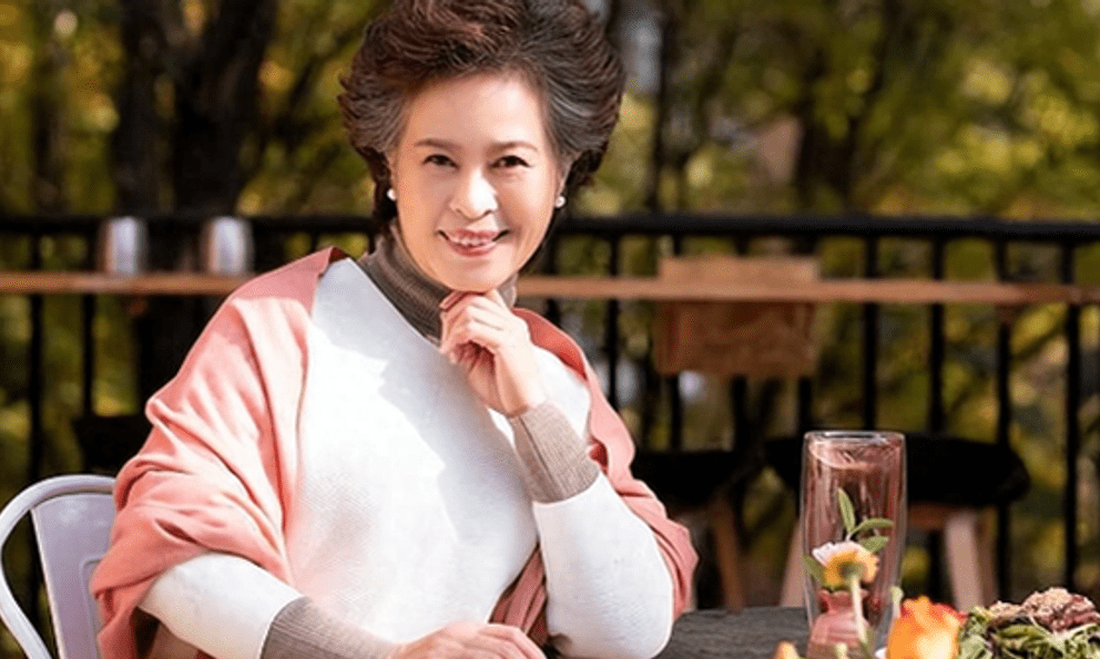 Lương hưu 10 triệu đồng, tôi nhận ra phải dừng làm 3 việc này nếu không tuổi già sớm hối hận