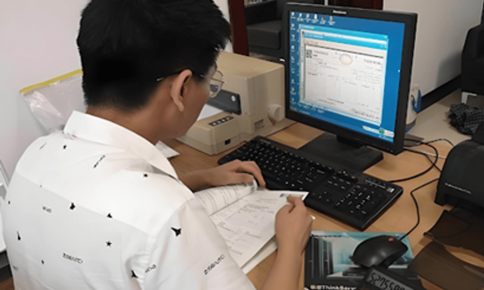 Nam kế toán lương tháng hơn 10 triệu đồng nhưng xem livestream tặng 1,7 tỷ đồng/đêm: Cảnh sát điều tra phát hiện nguồn gốc khối tài sản 33 tỷ đồng