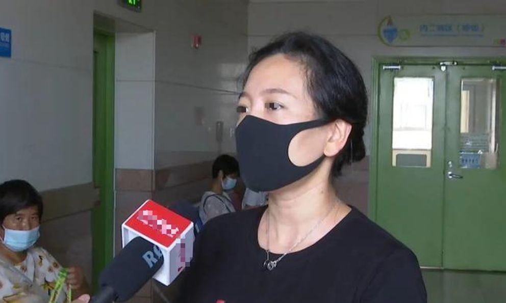 Nghỉ ốm 82 ngày, người phụ nữ bị công ty sa thải liền khởi kiện đòi bồi thường 350 triệu đồng, toà án tuyên bố: Chị không có quyền 