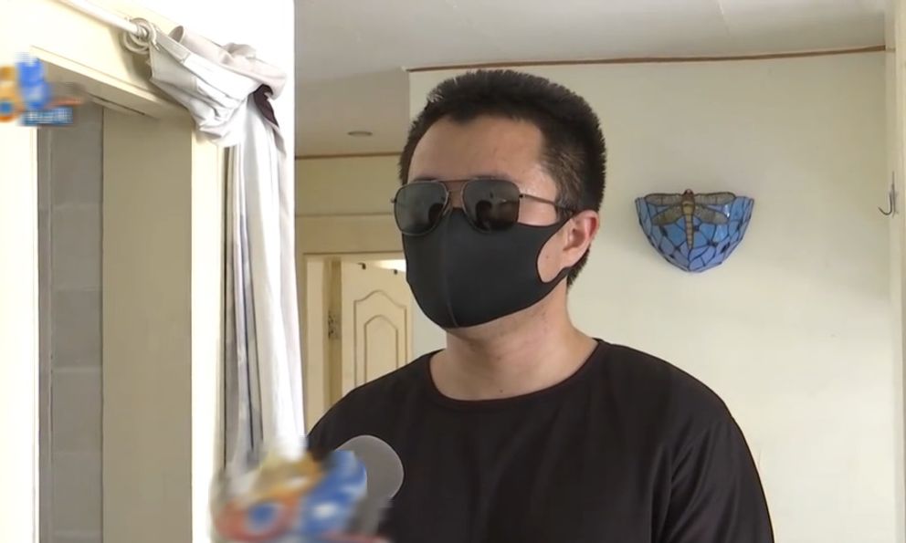 Người đàn ông vay 670 triệu đồng và trả nợ hàng tháng qua ví điện tử, sau 3 năm, ngân hàng thông báo: Số nợ vẫn còn nguyên  