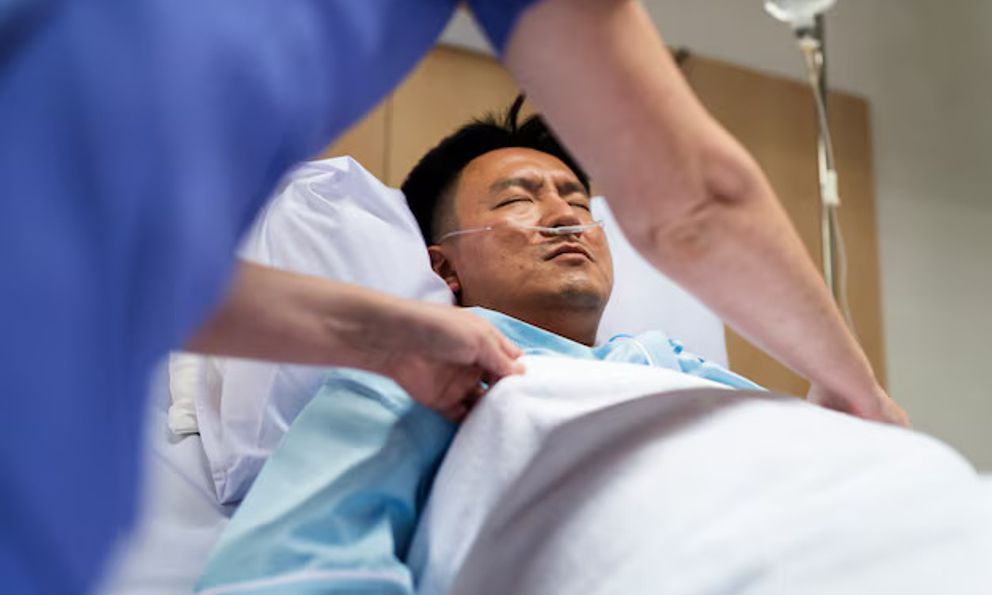 Người đàn ông qua đời để lại 10 tỷ đồng, vợ kiện chị chồng đòi thừa kế: Toà tuyên bố “không ai được hưởng tài sản như mong muốn”