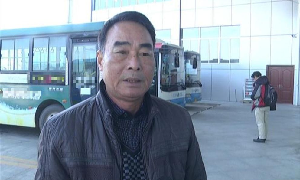 U60 gửi tiết kiệm 720 triệu đồng qua chứng chỉ tiền gửi, sau 3 năm đến rút, ngân hàng thông báo: Không thể lấy được tiền, còn bị nợ 25 triệu?