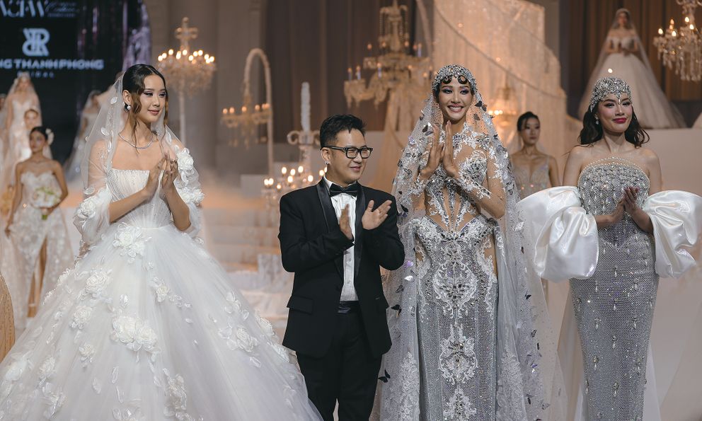 Dàn hoa hậu, á hậu khoe sắc trong đầm cưới của NTK váy cưới hàng đầu Việt Nam: Hoàng Thùy sắm vai cô dâu thập niên 1920, Bảo Ngọc hoá công chúa thanh khiết