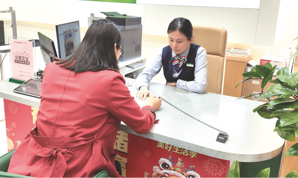 Chồng qua đời để lại sổ tiết kiệm 500 triệu đồng, vợ đi rút phát hiện còn 0 đồng, ngân hàng: 