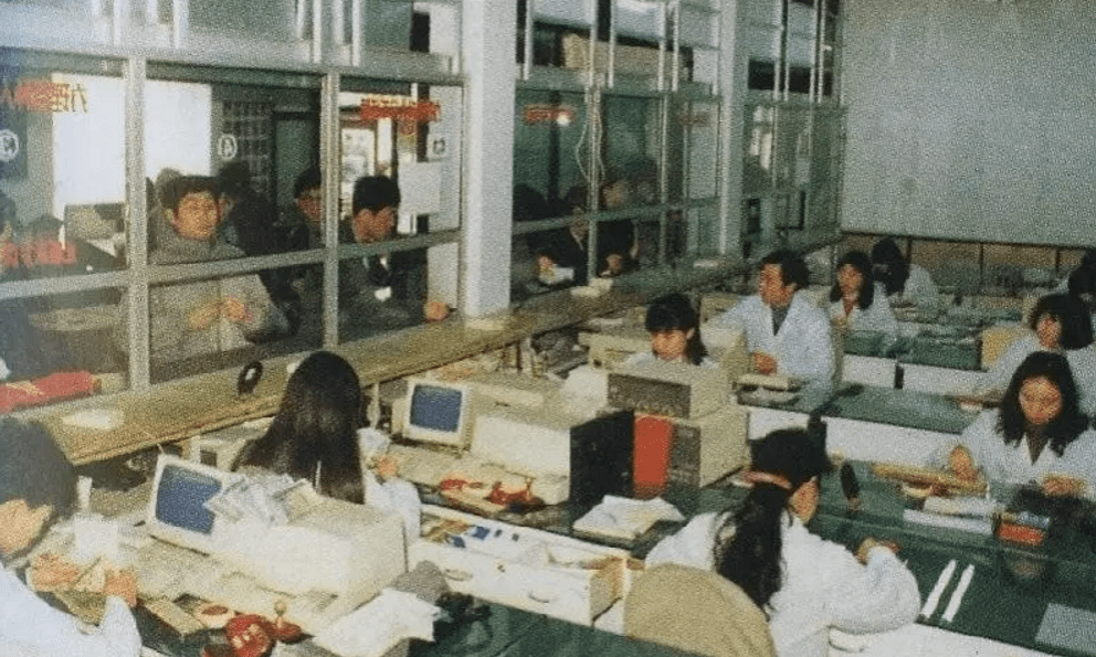 Nữ giao dịch viên lập sổ tiết kiệm ảo, chiếm đoạt hơn 14,4 tỷ đồng từ ngân hàng rồi trốn biệt suốt 25 năm: Phẫu thuật thẩm mỹ, thay tên đổi họ vẫn sa lưới cảnh sát 