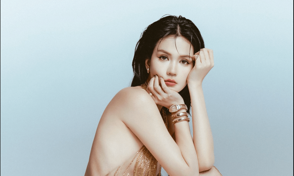 Ngọc Trinh thông báo