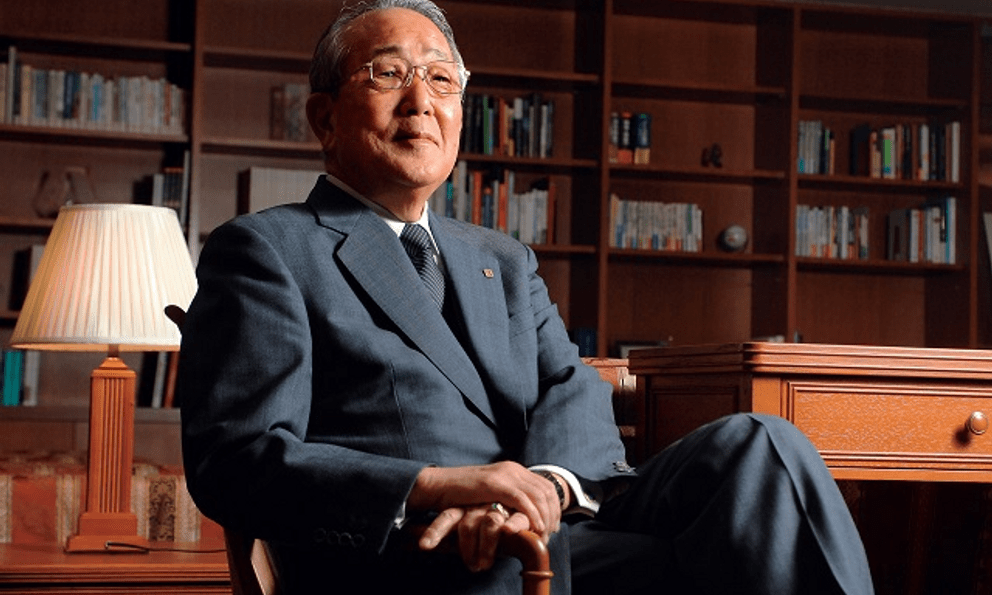 ''Thần kinh doanh'' Nhật Bản Kazuo Inamori: Nếu muốn thành công mỉm cười với mình, người trẻ nên ghi nhớ kỹ 5 điều này