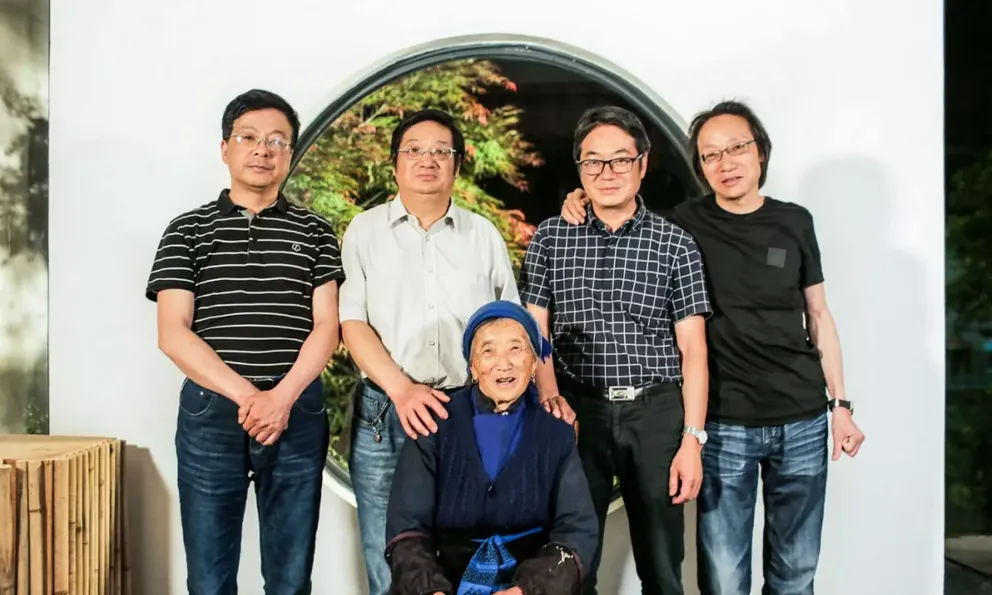 Rời quê 30 năm, 4 anh em về quê xây biệt thự 700m² làm nơi dưỡng già: 