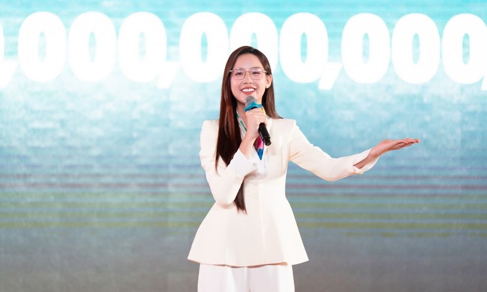 Hoa hậu Lê Nguyễn Bảo Ngọc có công bố mới ở tuổi 24