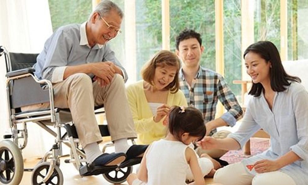 Bài học xương máu tuổi già: Cho con cái tiền bạc không phải điều tốt nhất, muốn con hiếu thảo nên làm 3 việc sau