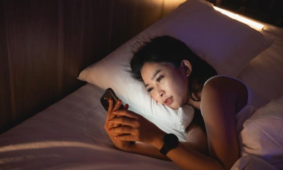 Thức khuya đến mức nào thì nguy hiểm? Chuyên gia chỉ ra 4 “vạch đỏ” mà không ai được chạm tới