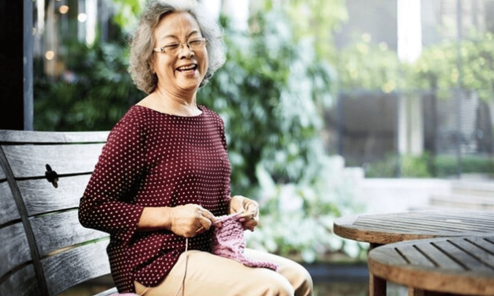 Bà lão 60 tuổi lương hưu 7 triệu đồng, tiết kiệm hơn 1 tỷ đồng vẫn sống chẳng vui: “Cả đời tằn tiện, tôi quá hối hận vì sống sai cách”