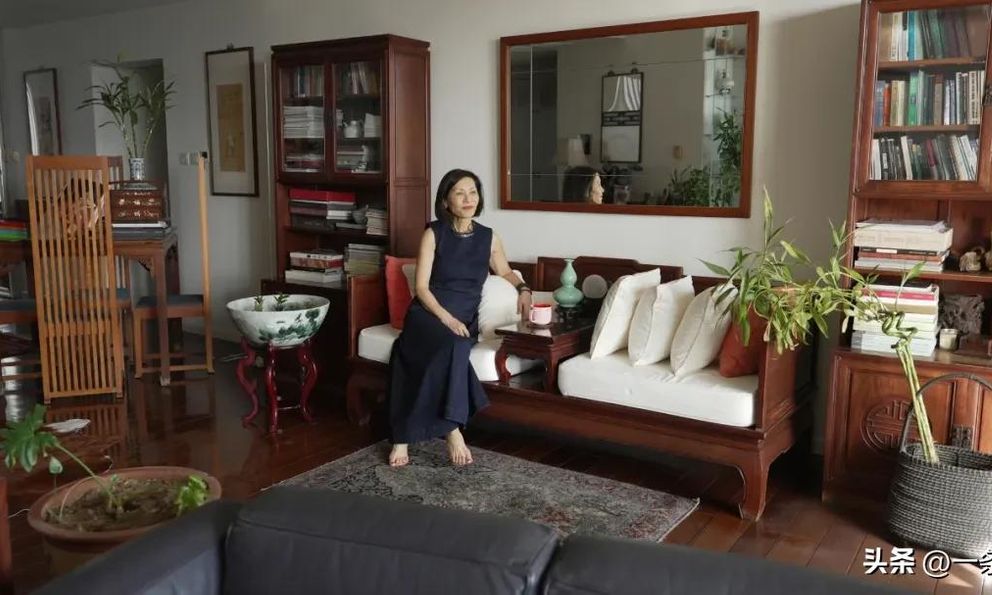 Bán đồ nội thất được 700 tỷ đồng, người phụ nữ U70 tận hưởng cuộc sống 1 mình trong căn nhà 100m2 ở thành phố “tấc đất tấc vàng”