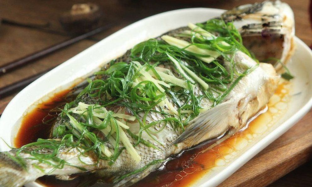 Việt Nam có 3 loại cá ít xương, ngọt thịt, bổ ngang cá chép, cá hồi: Ra chợ gặp phải mua ngay kẻo hết