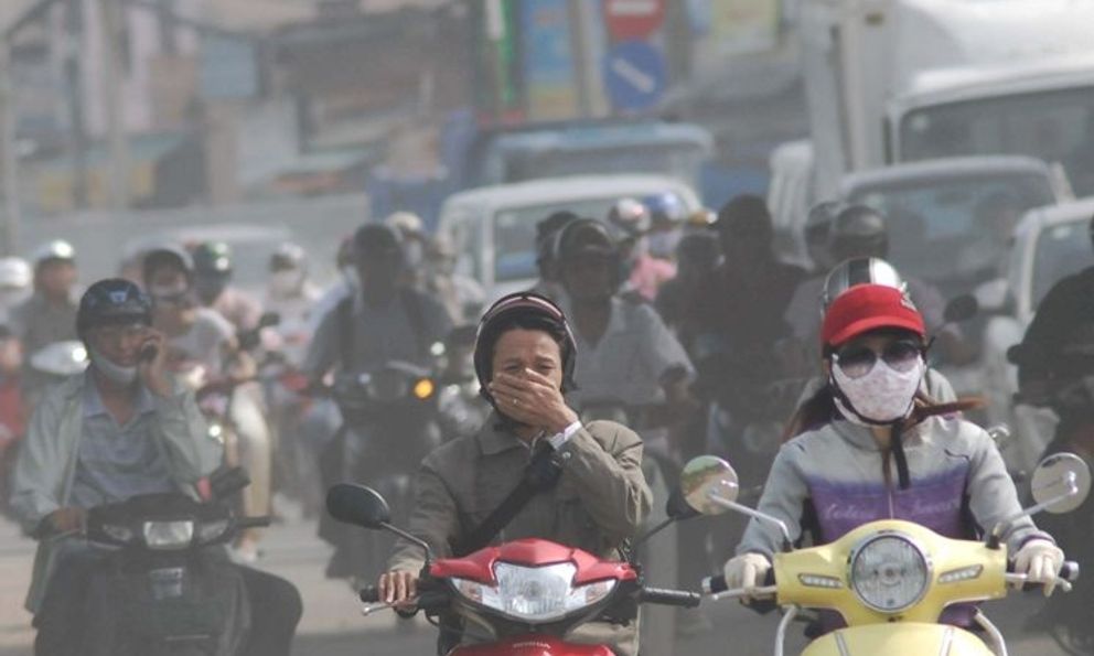 Ô nhiễm không khí vượt ngưỡng 200, 