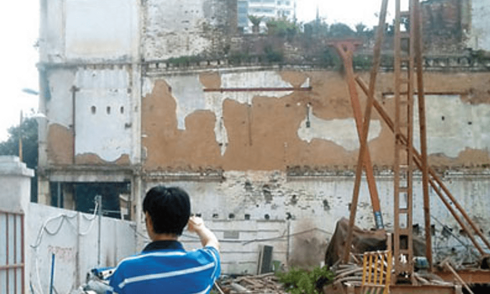 Chủ ngôi nhà 269m² từ chối hơn 37 tỷ đồng tiền bồi thường, không chịu di dời khiến 169 hộ dân khác lao đao: “Nhà tôi xứng đáng được đền bù nhiều hơn thế”