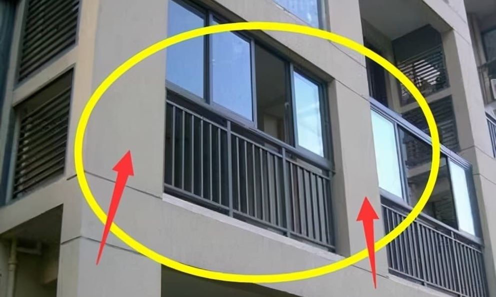 Chi 7,4 tỷ đồng mua chung cư, người đàn ông vừa cải tạo ban công liền bị ban quản lý khởi kiện, tòa phán quyết: “Anh không được phép làm vậy”