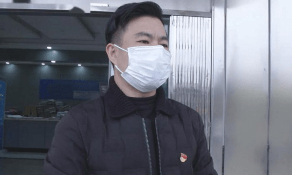 Khách gửi tiết kiệm 934 triệu đồng, 15 năm sau đi rút được ngân hàng thông báo: “Tài khoản của anh là tài khoản không định danh, số dư chỉ còn hơn 7 triệu”