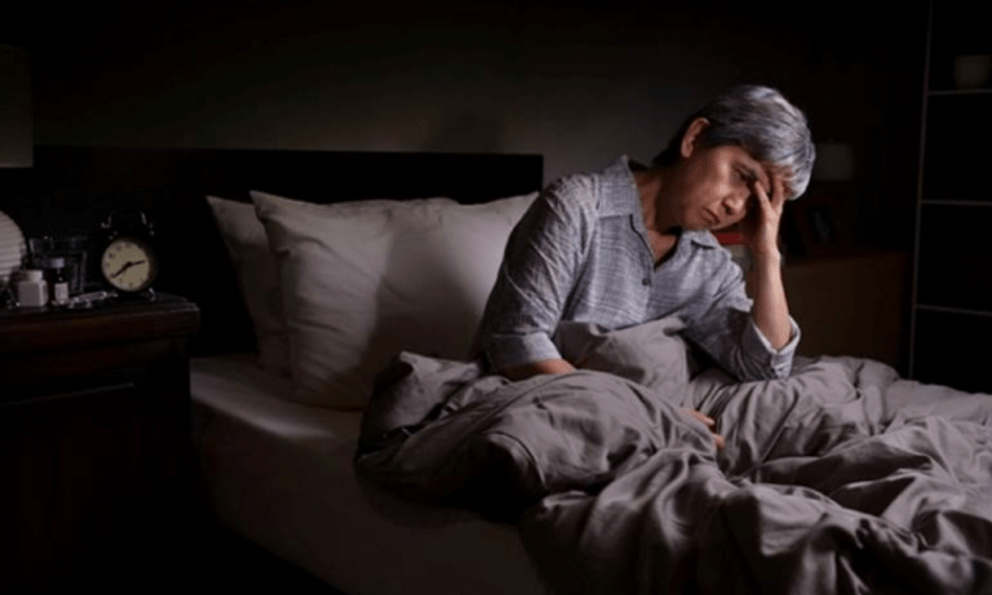 Người đàn ông 40 tuổi mất ngủ dai dẳng, uống thuốc không đỡ, bác sĩ khẳng định: Tôi đã xin cho anh 1 mảnh đất để trồng rau rồi!