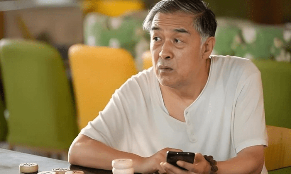 Sau khi về hưu, tôi giấu kín 3 điều để con cái không thể tìm thấy: Bỗng thành người an nhàn, viên mãn nhất làng