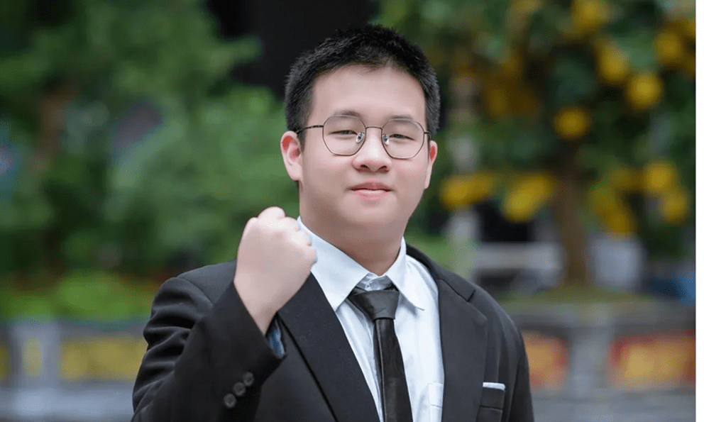 Profile ‘khủng’ của thí sinh lớp 10 duy nhất đoạt giải Nhất môn toán ở kì thi HSG Quốc gia: 15 tuổi đã có 50 giải thưởng Toán học trong nước và quốc tế 