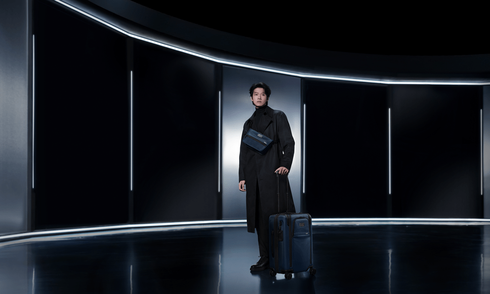 “Tổng tài hàng real” của showbiz lại gây sốt