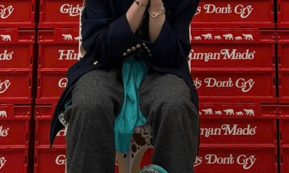 Ông hoàng showbiz gây bất ngờ khi mê mẩn 1 mẫu đồng hồ nữ: Nhìn tận mắt mới hiểu lý do tại sao