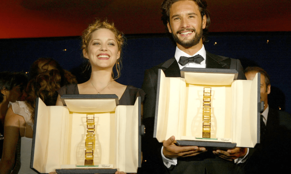 Bí mật phía sau chiếc cúp vàng 18K tại Cannes: Mỗi năm chỉ trao cho 2 “sao mai” điện ảnh 