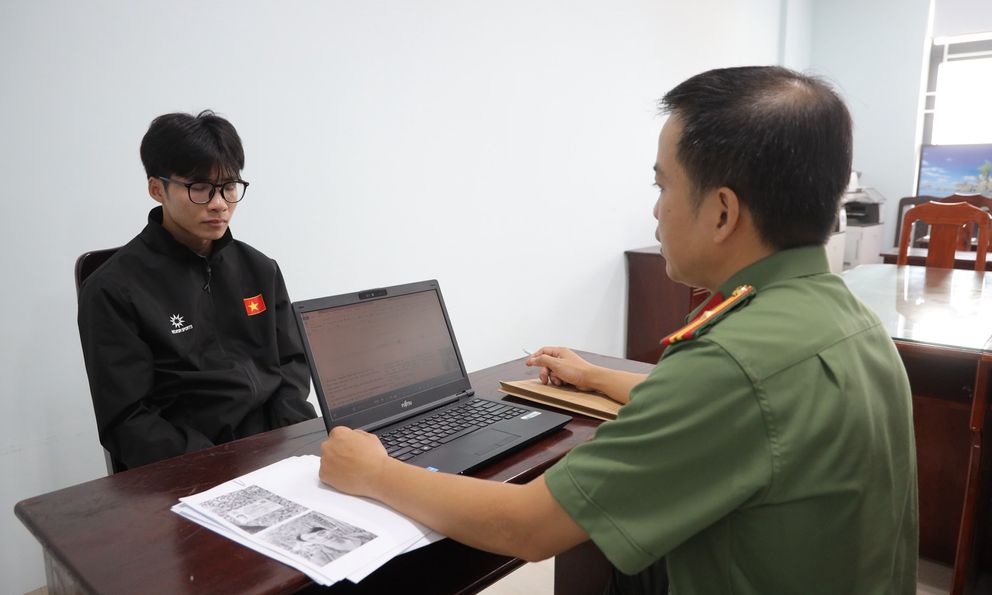 Công an điều tra loạt giao dịch ngân hàng từ 1.000.000 đồng đến 30.000.000 đồng: Một thanh niên SN 2006 bị bắt giữ