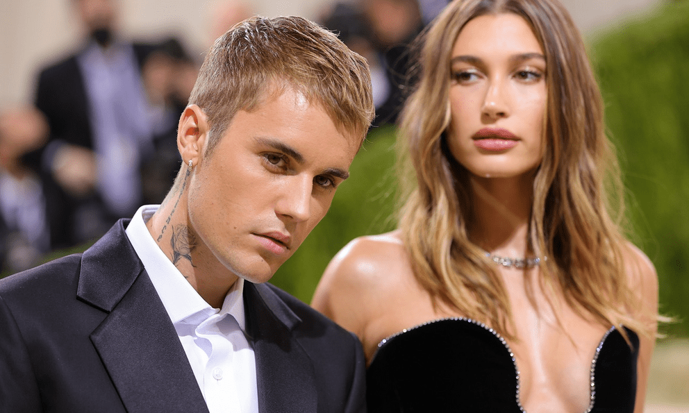 Justin Bieber chuẩn bị khởi kiện, bà xã Hailey cũng có liên quan