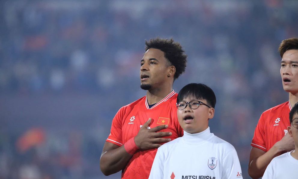 Tự hào: Báo Anh xếp Nguyễn Xuân Son trên cả siêu sao Mbappe ngay ngày đầu năm mới