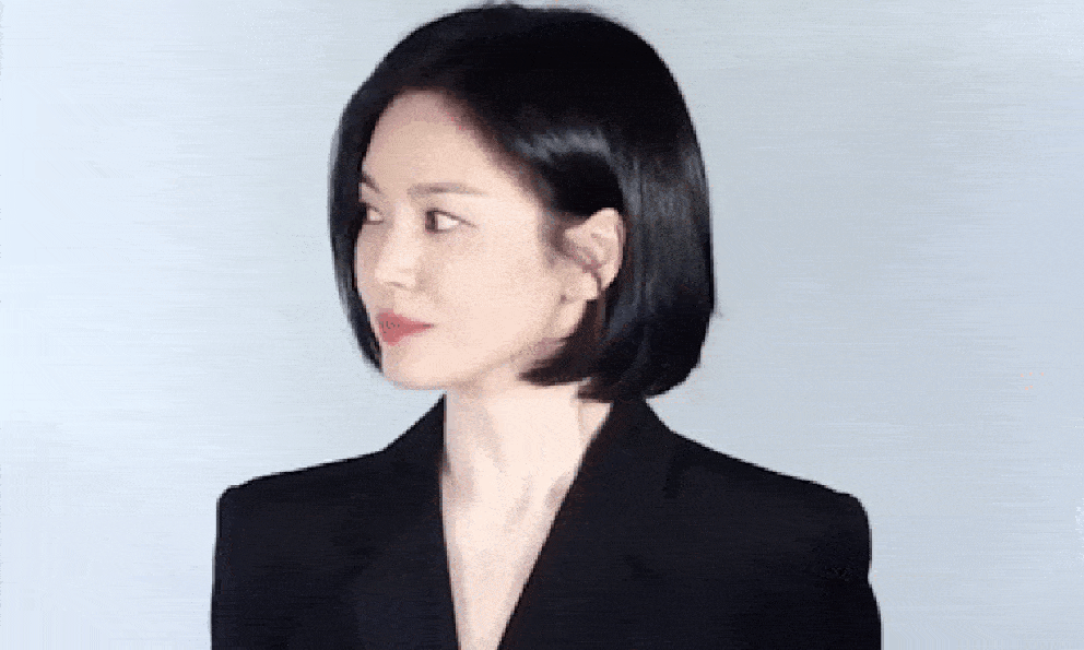 Song Hye Kyo lập kỷ lục 5 năm mới có 1 lần, Song Joong Ki có mơ cũng không thể với tới 