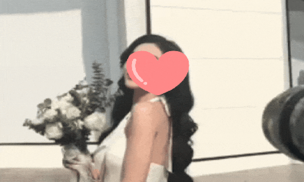 Mỹ nhân phim Việt giờ vàng viral khắp cõi mạng vì quá xinh, body ngoài đời đỉnh đến 