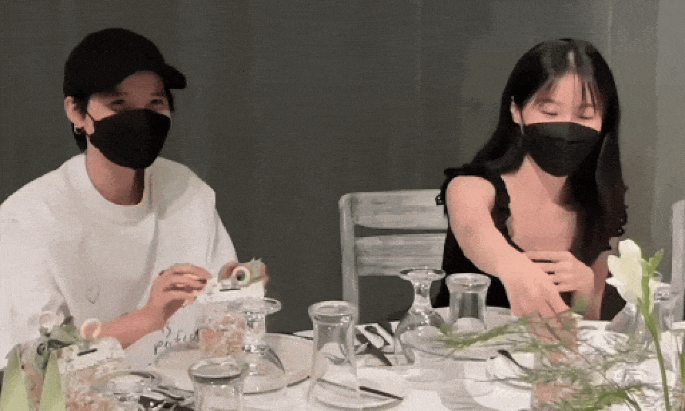 Vũ Cát Tường và vợ xuất hiện trước giờ G lễ thành đôi: Lộ quà tặng cho khách mời cùng loạt tiết mục bất ngờ