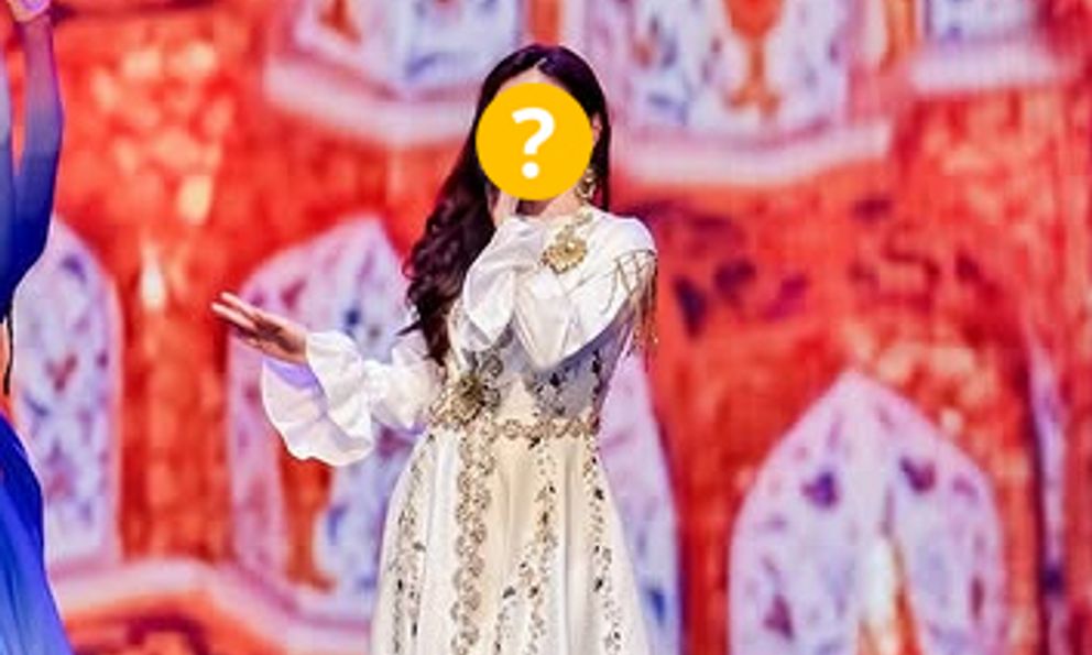 Nữ ca sĩ 20 tuổi đột ngột qua đời sau màn trình diễn viral nhất chương trình Tết