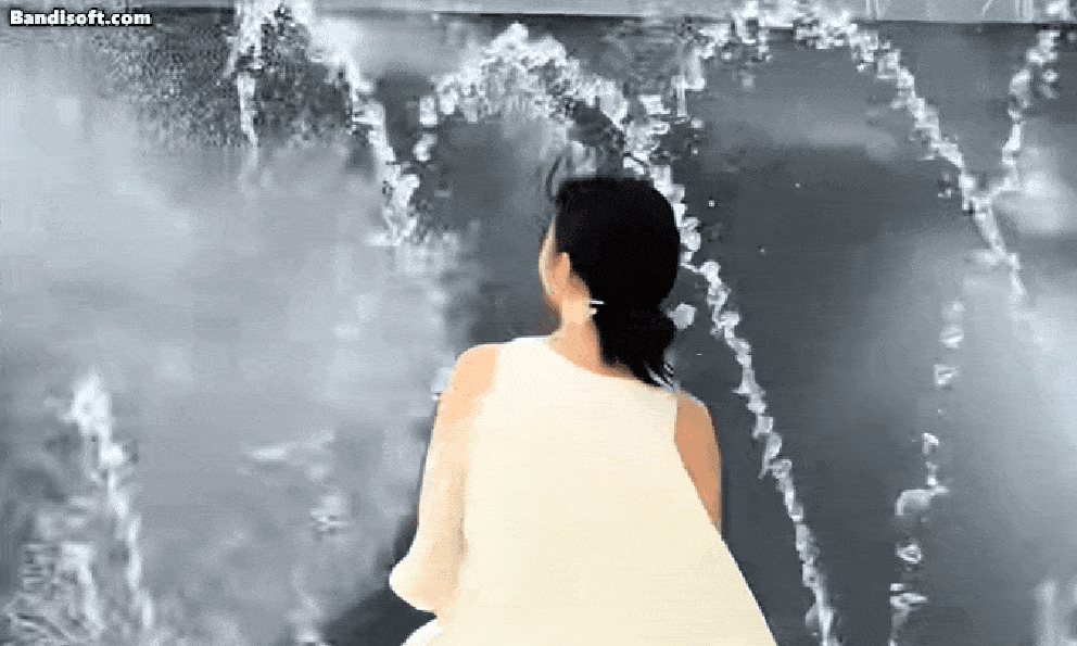 Mỹ nhân Việt đổi đời chỉ nhờ 1 cái bĩu môi, cả body lẫn nhan sắc đều thăng hạng đỉnh cao sau 8 năm