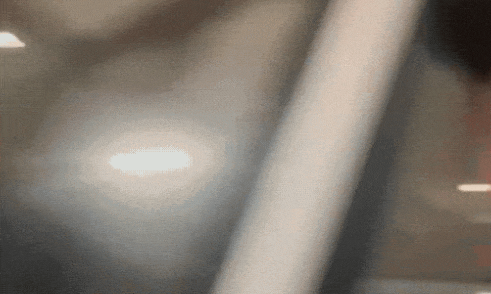 Hari Won - Trấn Thành bị phát hiện hành động lạ lúc nửa đêm, 1 sao Việt nói ngay: 