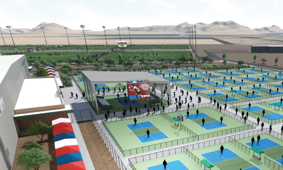 Hai cha con bị cáo buộc lừa đảo nhà đầu tư để xây sân pickleball nghìn tỷ, rút ruột lấy tiền mua nhà xe