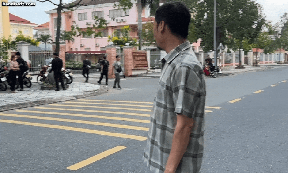 Ngôi sao duy nhất đóng cả 8 phần Lật Mặt: Đại gia ngầm sở hữu hàng loạt căn hộ ở Quận 1, lấy vợ kém 26 tuổi 