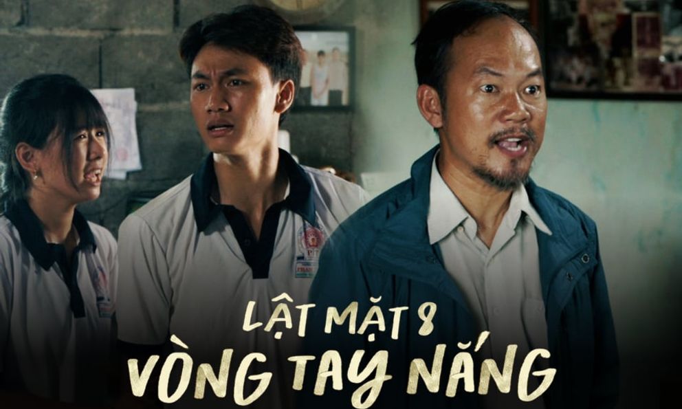 Bài học quá đời từ Lật Mặt 8: Đời cha ăn mặn, đời con không nhất thiết khát nước!